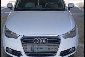 Audi A1 SPORT BLACK 