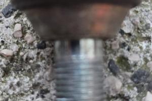 16 bulloni flottanti autocentranti M 14 x 1,25