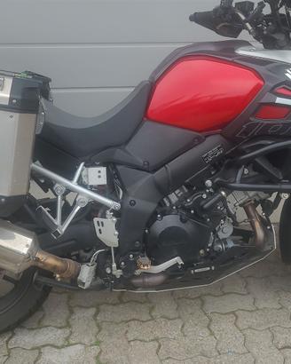 SUZUKI V-Strom  1000