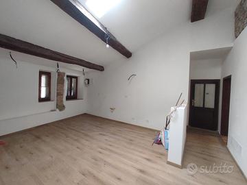 appartamento 108 mq in Campagnatico paese