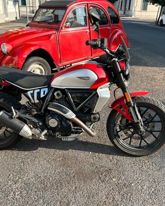 DUCATI SCRAMBLER ICON