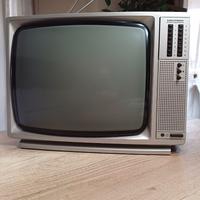 Televisore 16 pollici B.N. "Grunding" (Vintage")