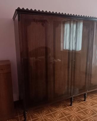 armadio vintage con specchio e cassetti H184 L 250