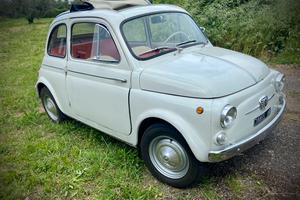 Nuova Fiat 500  D anno 63 conservata