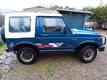 Suzuki Santana sj413