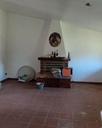 Altofonte luminoso 5 vani in villa rivedere tetti