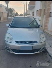 ford fiesta MK5 restyling