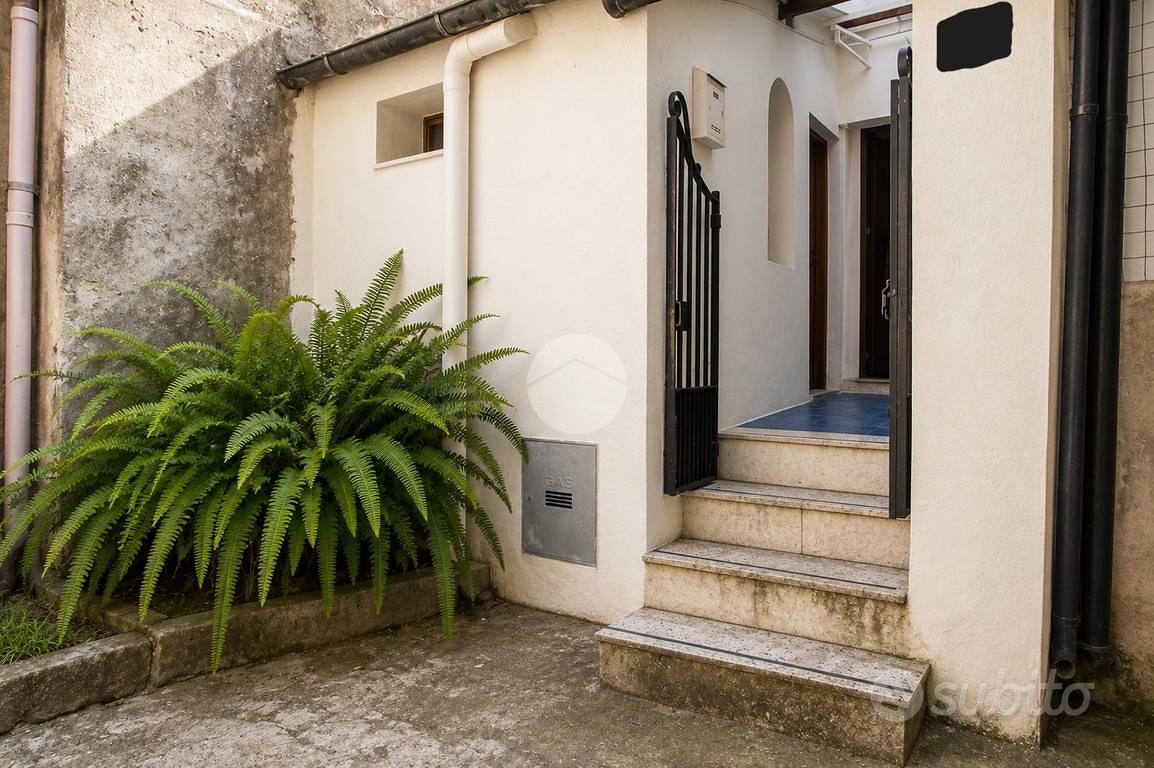 RUSTICO A IMPERIA - Vista 3