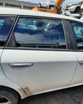 ALFA ROMEO 159 STATION WAGON 2011 - PORTA POSTERIO