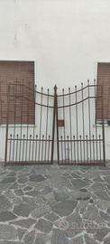 cancello in ferro battuto 