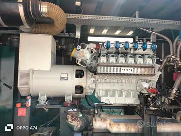 Tecnico meccanico motorista