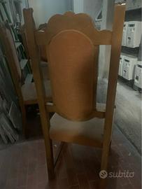 Sedie in legno e velluto n.3