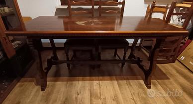 tavolo legno massiccio +6 sedie
