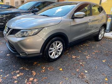 Nissan Qashqai 1.5 dCi Tekna GARANZIA 1 ANNO!