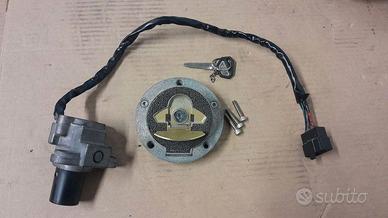 Serrature tappo serbatoio Ducati Monster 600 900