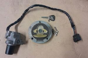 Serrature tappo serbatoio Ducati Monster 600 900