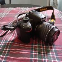 Nikon D3200 18-55 come nuova + borsa tracolla