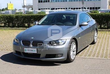 BMW 325i cat Coupé Futura