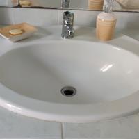 Travertino lavabo bagno