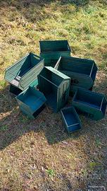 cassette in metallo da 7 /10 euro CAD.