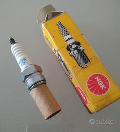 Candela moto NGK - CR8E 1275 - nuova