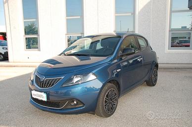 Lancia Ypsilon 1.0 FireFly 5 porte S&S Hybrid Gold