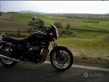 Triumph Bonneville - 2010
