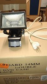 faro lampada con sensore di movimento 