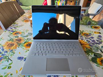 Surface book 3 I7 32gb/1tb GTX 1650 4GB