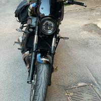 Yamaha XSR 700 2022 Cambio con Scooter