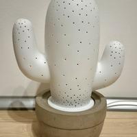 Lampada a forma di cactus