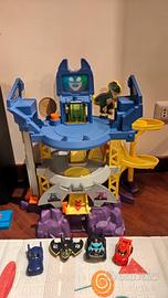 Batweels batcaverna Fisher-price 