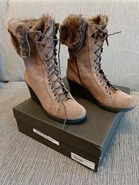 Stivaletti da donna in camoscio con pelliccia 39