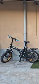 Bicicletta elettrica Argento