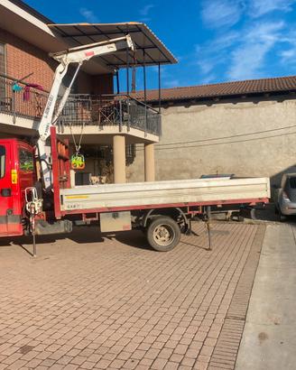 Iveco daily con gru
