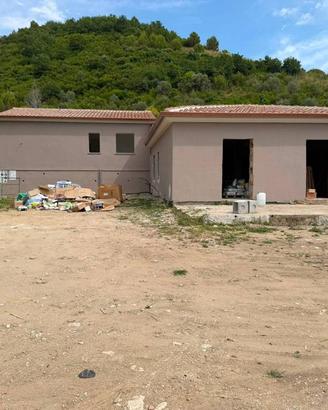 Villa di 90 m² con 2 locali a Castellabate