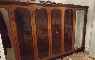 Armadio Vintage in radica e ferro battuto