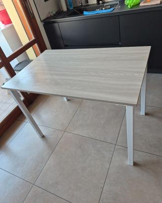 Tavolo allungabile