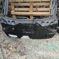 MASERATI LEVANTE PORTELLONE NUDO