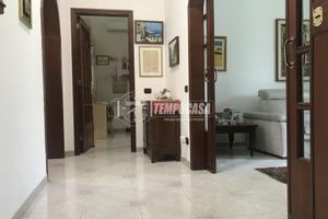 Viale Regina Elena in zona centrale e servitissima