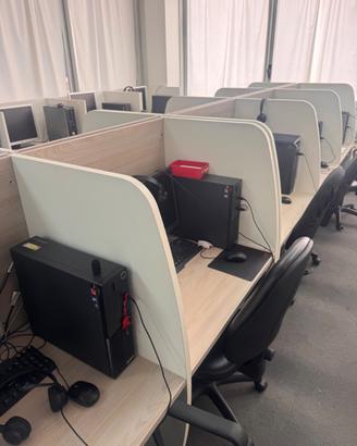 Postazioni/Scrivanie Call Center e Sedie