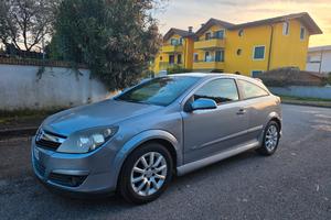 Opel Astra Opc line 1.7cdti