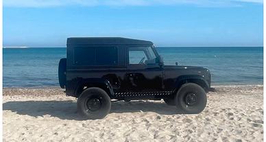 Defender 90e 110 crew