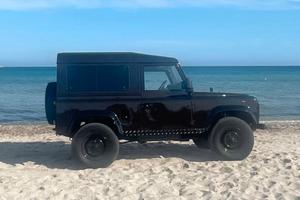 Defender 90e 110 crew