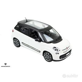 Fiat 500L Bianca 1:24