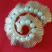 spilla vintage anni 70  Trifari u.s.a