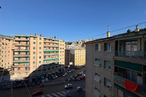 3 LOCALI A GENOVA