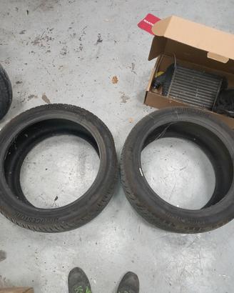 gomma bridgeston 275/40/20