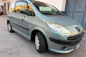 Peugeot 1007 1.4 HDi Sporty