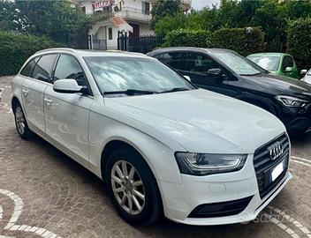 AUDI A4 Avant 2.0 TDI 150CV ultra Business